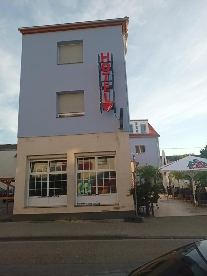 Hotel Bruchsaler Herz Exterior foto
